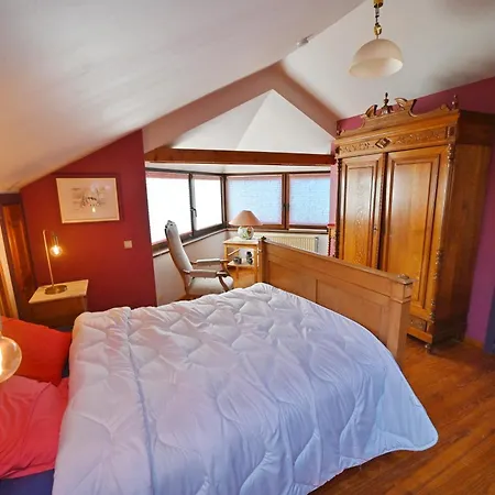 Symon Nyaraló La-Roche-en-Ardenne